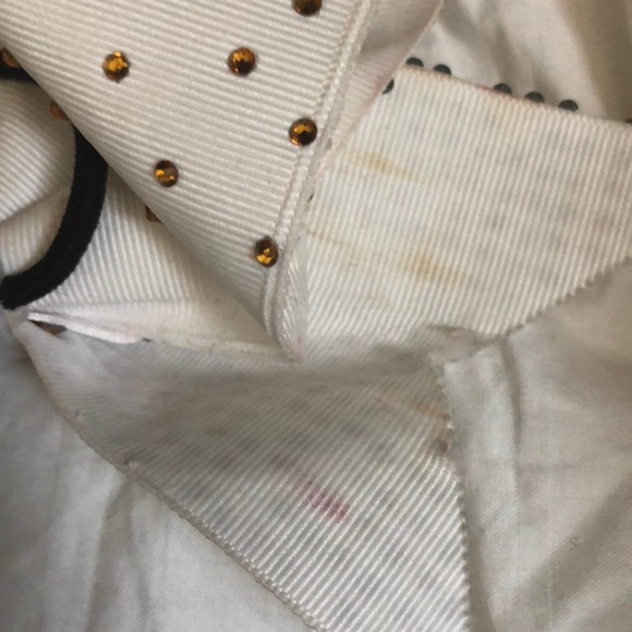 White and gold cheer bow - Picture 3 of 4